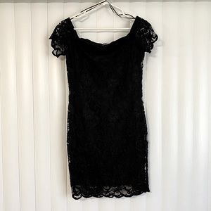 Black Off the Shoulder Lace Dress